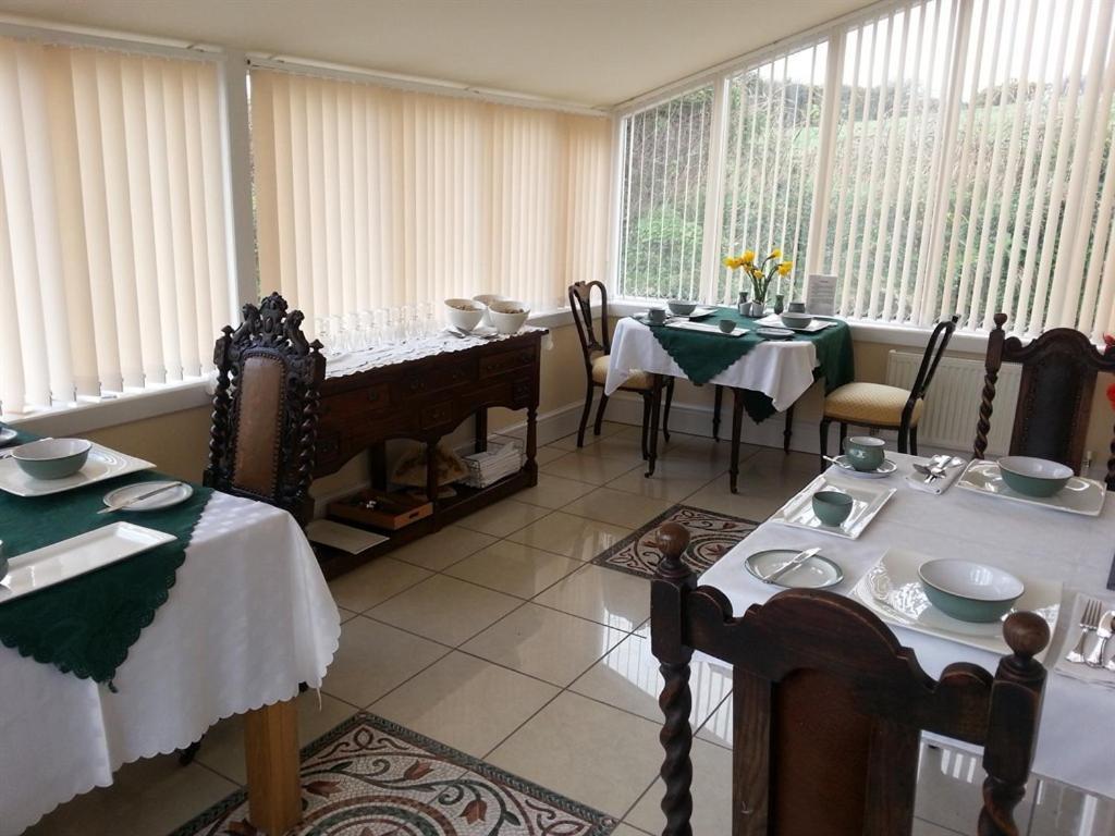 Y Garth Luxury Bed And Breakfast Dinas  Bagian luar foto